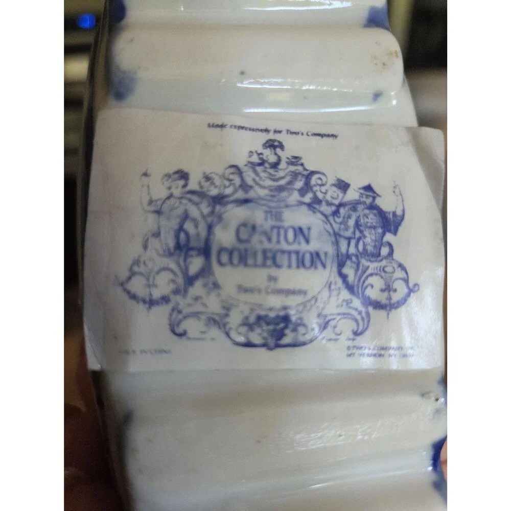 Unbranded charming vintage